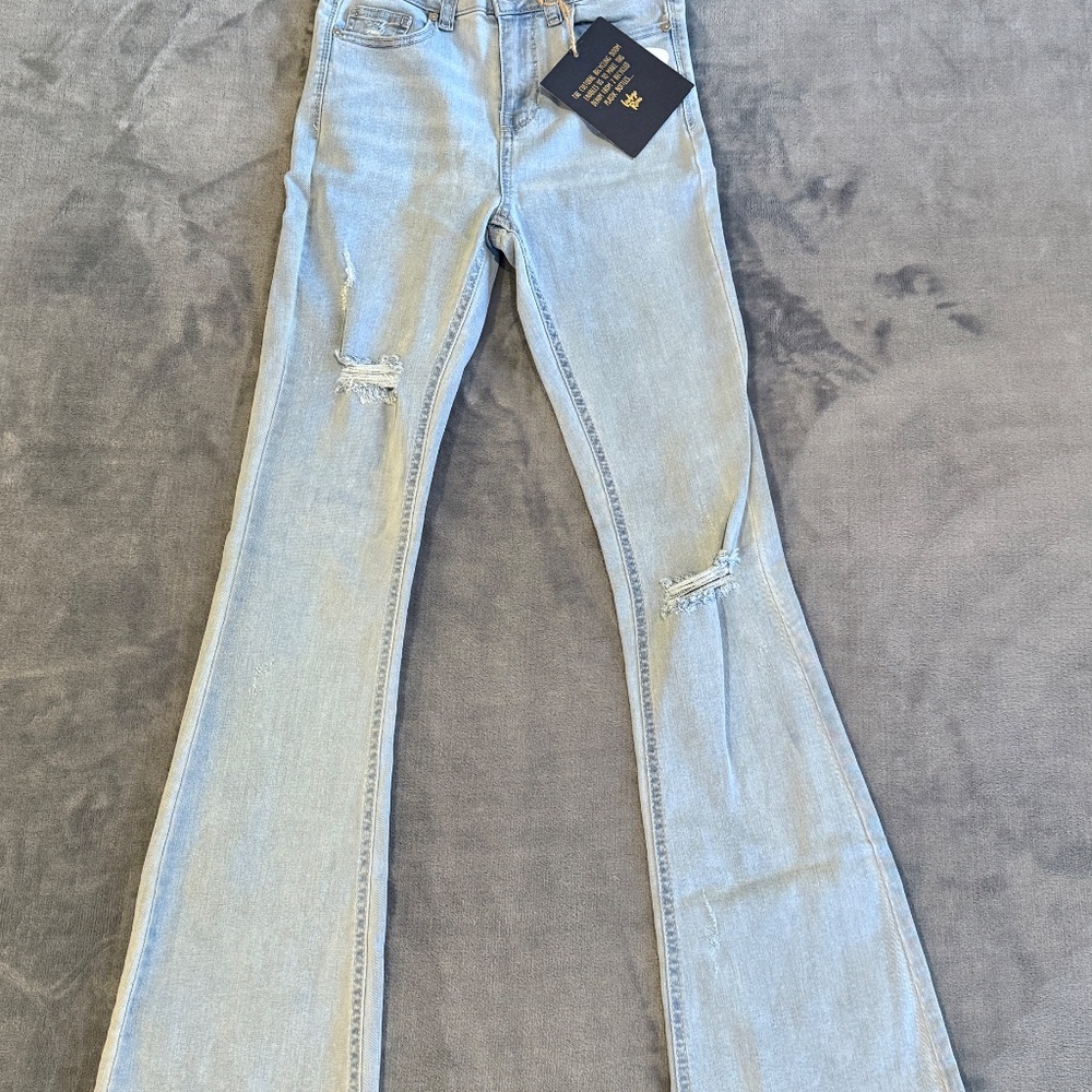 NWT Indigo Rein High Rise Flare Leg Jeans Distressed - Size 3/25